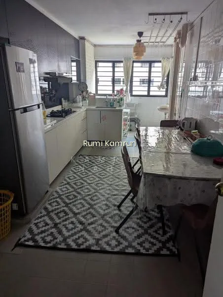 511 West Coast Drive image 1 of 10