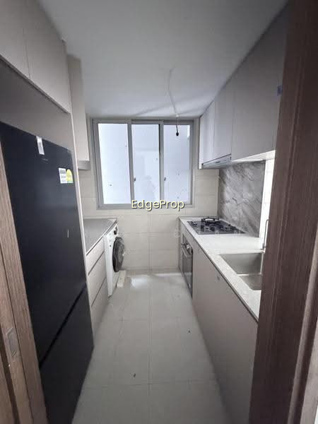 Grand Dunman image 1 of 10