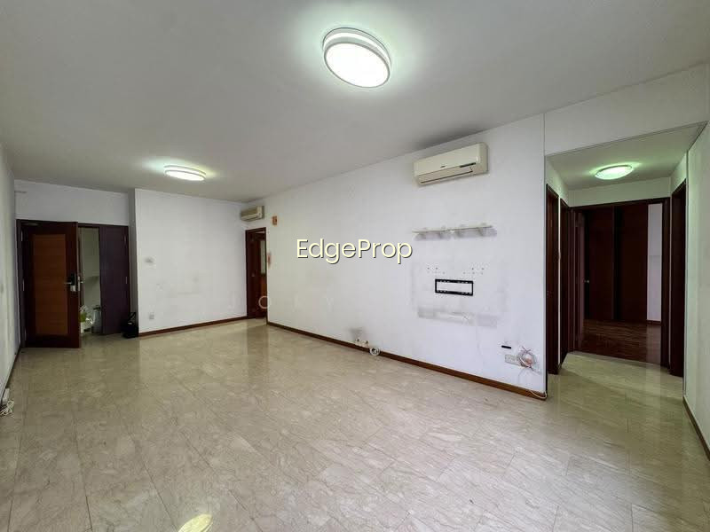 Yishun Sapphire image 1 of 10