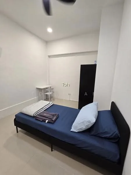 Eng Aun Mansion image 1 of 3