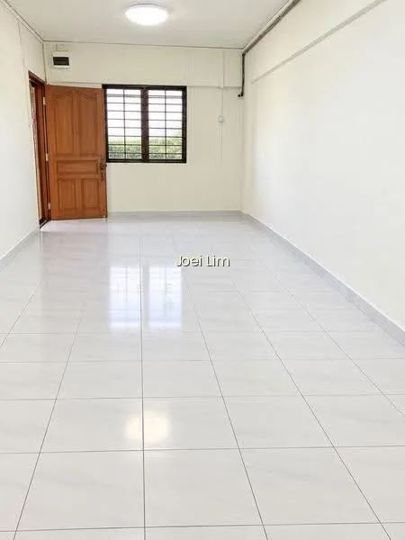 151 Yishun Street 11 image 1 of 9