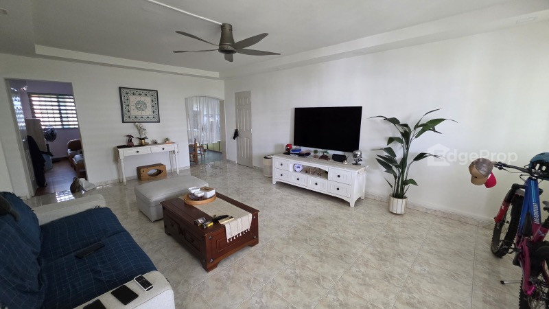 163 TAMPINES STREET 12 image 1 of 7