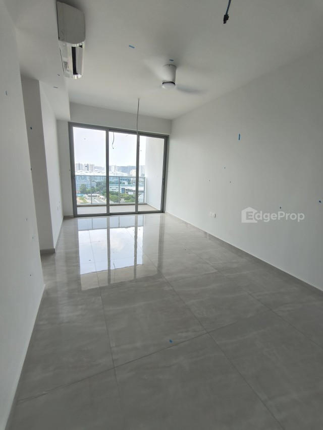 GRAND DUNMAN image 1 of 10