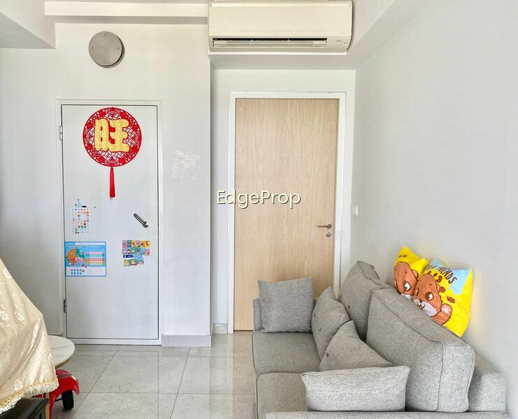 33 Residences image 1 of 10