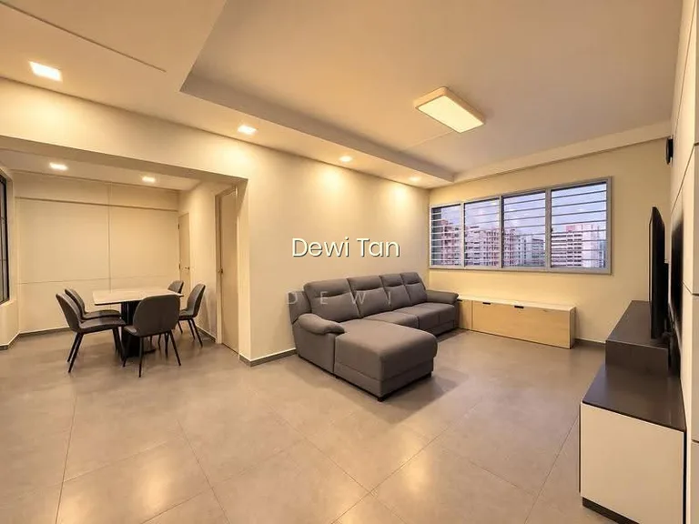 435 Hougang Avenue 8 image 1 of 10