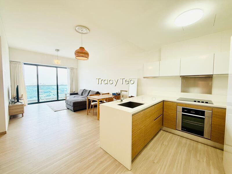 Marina Bay Residences image 1 of 10