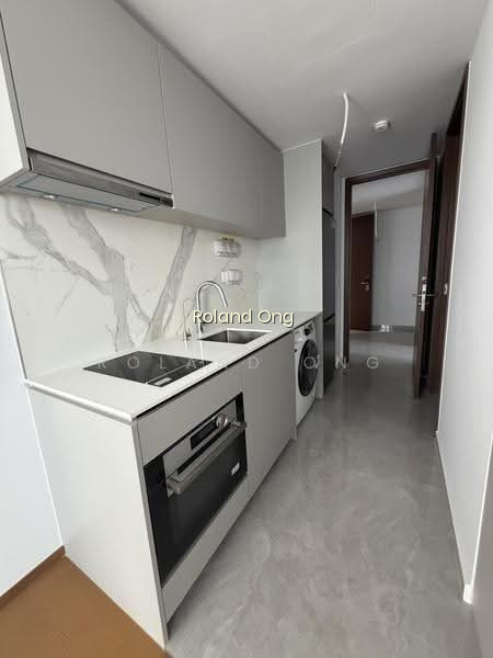 GRAND DUNMAN image 1 of 10
