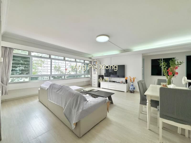 242 Pasir Ris Street 21