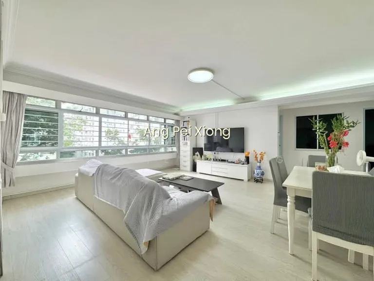 242 Pasir Ris Street 21 image 1 of 10