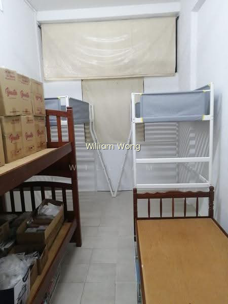 6 BEACH ROAD image 1 of 7