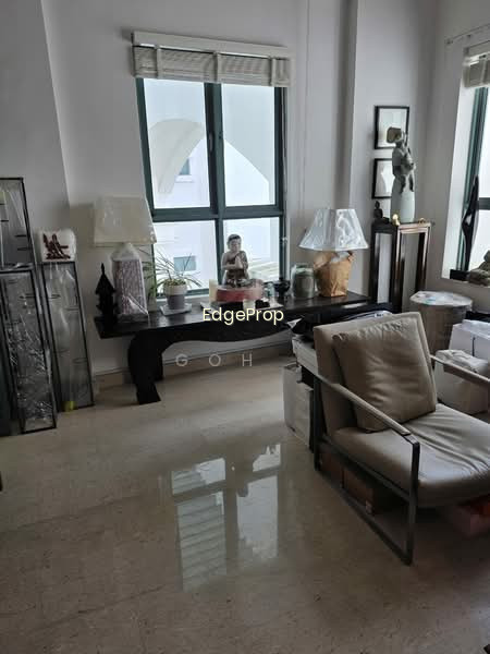 FIFTH AVENUE CONDOMINIUM image 1 of 8