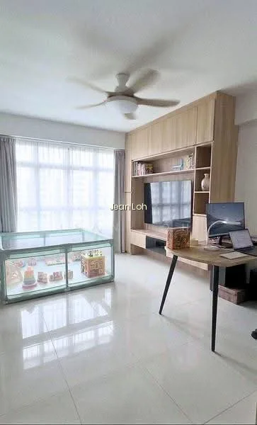 623A Tampines Avenue 12 image 1 of 9