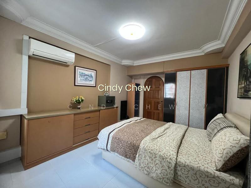 203 TAMPINES STREET 21 image 1 of 10