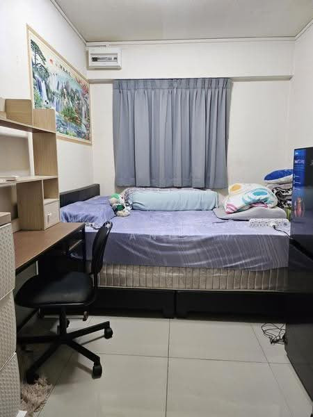 247 HOUGANG AVENUE 3 image 1 of 10