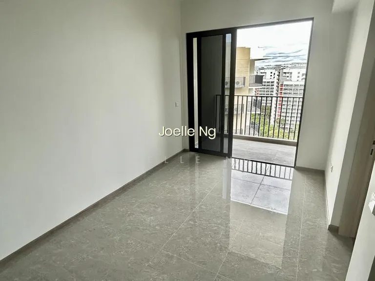 Sengkang Grand Residences image 1 of 10
