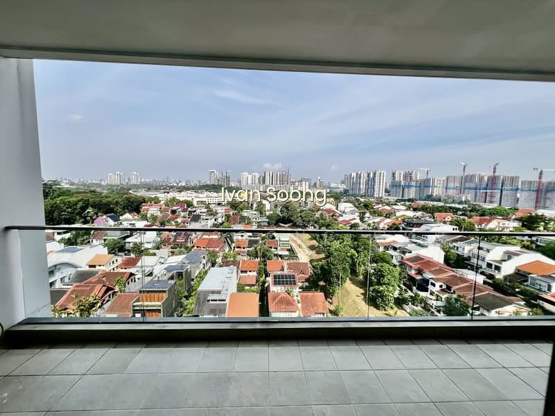 Quinterra image 1 of 10