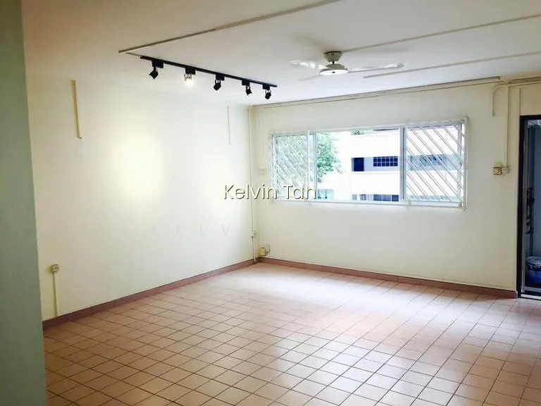 537 Bukit Batok Street 52 image 1 of 10