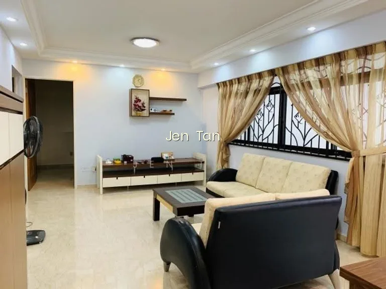 689B Choa Chu Kang Drive image 1 of 10