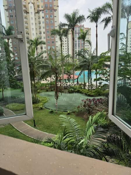THE TROPICA image 1 of 10