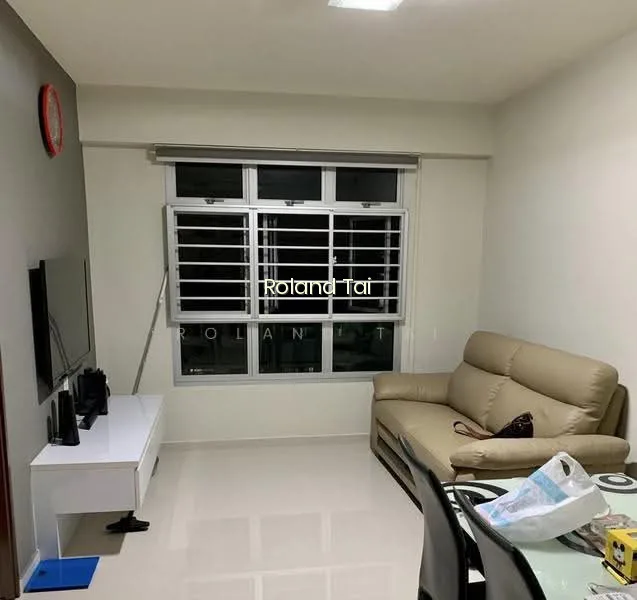 424B Yishun Avenue 11 image 1 of 8