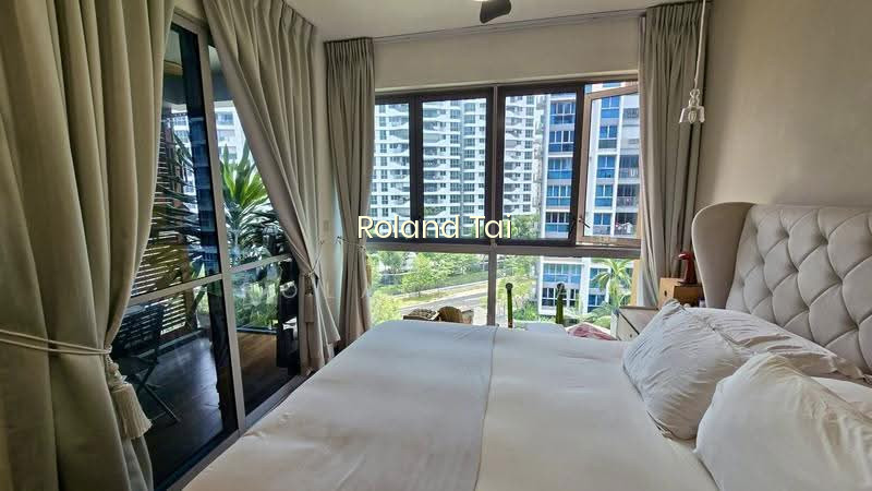 Q Bay Residences image 1 of 8