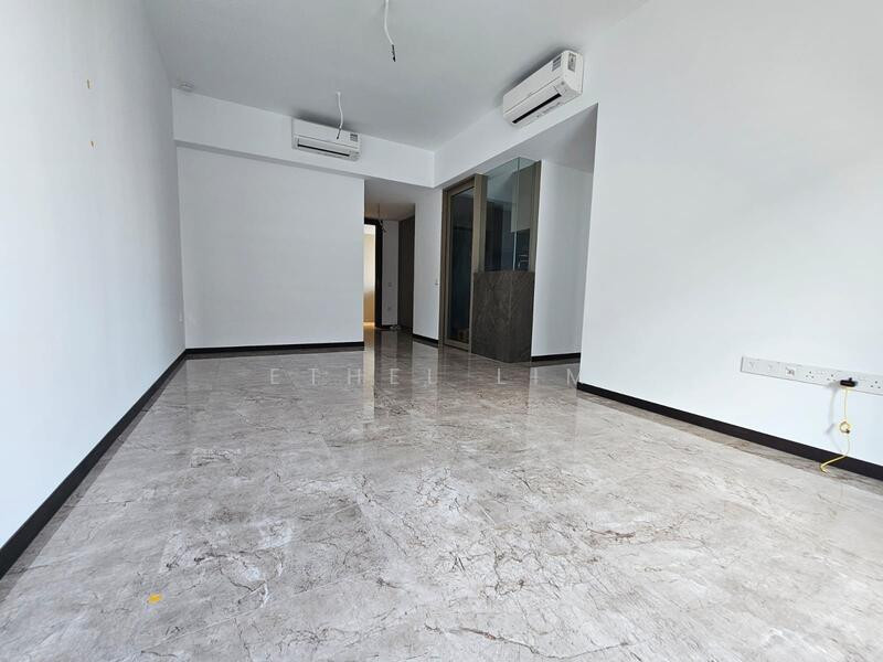 Pasir Ris 8 image 1 of 10