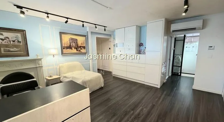 4NG 91SQM at Yio Chu Kang MRT High Floor Unblocked Views Lift Level Renovated image 1 of 10