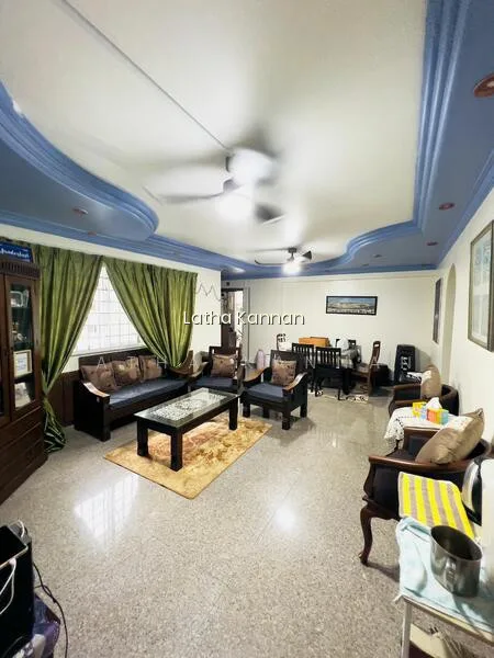 617 Woodlands Avenue 4 image 1 of 10