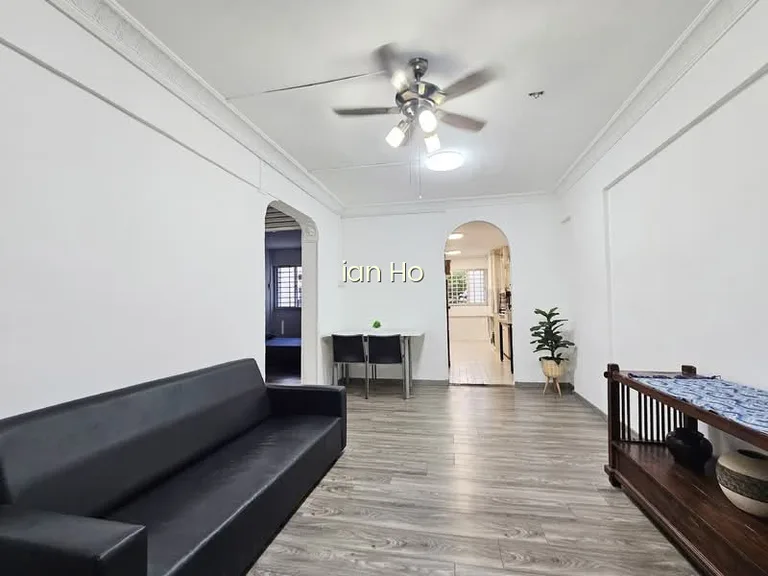 113 Yishun Ring Road image 1 of 10