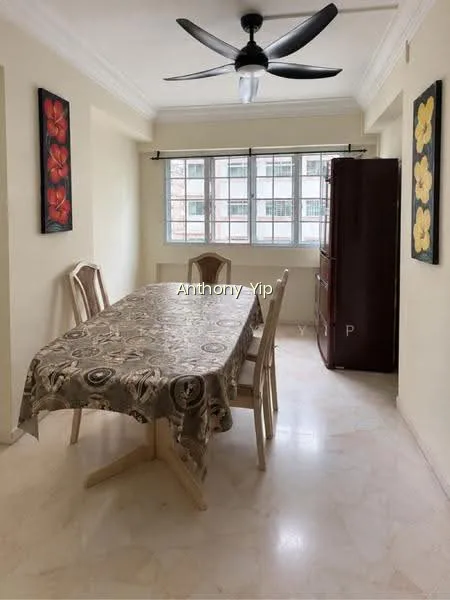 189 Pasir Ris Street 12 image 1 of 9