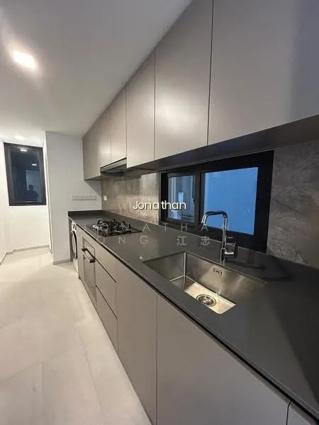Cheapest PSF Brand New Condo < 5 Min to MRT image 1 of 10