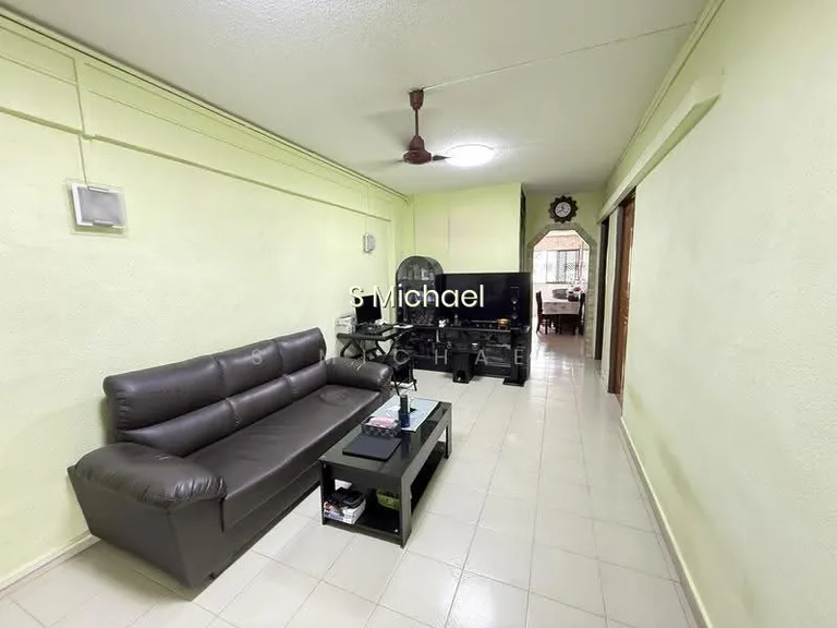 242 Bukit Batok East Avenue 5 image 1 of 10