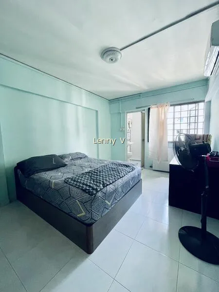 144 Tampines Street 12 image 1 of 10