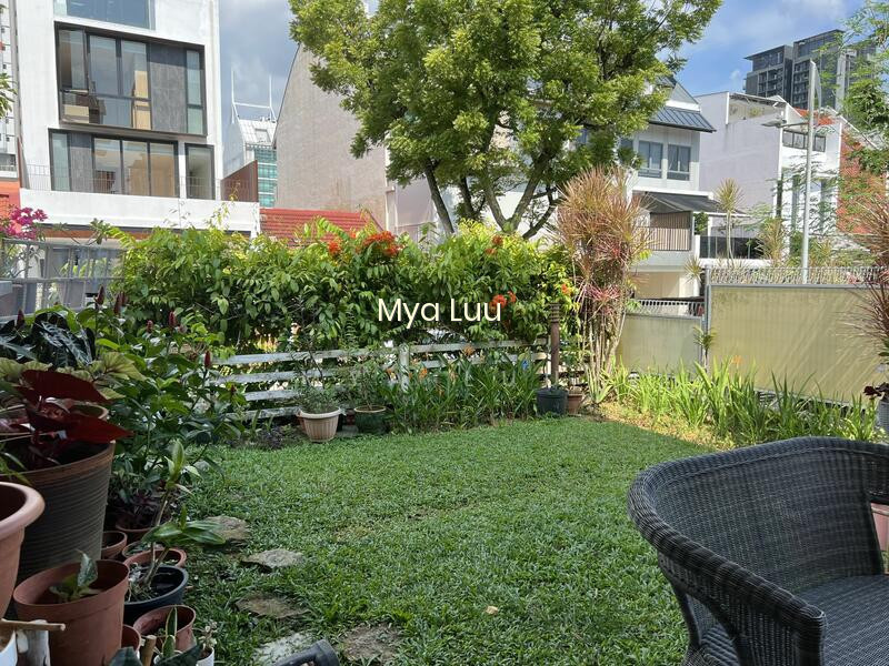 YUK TONG AVE SINGAPORE 596336 image 1 of 10