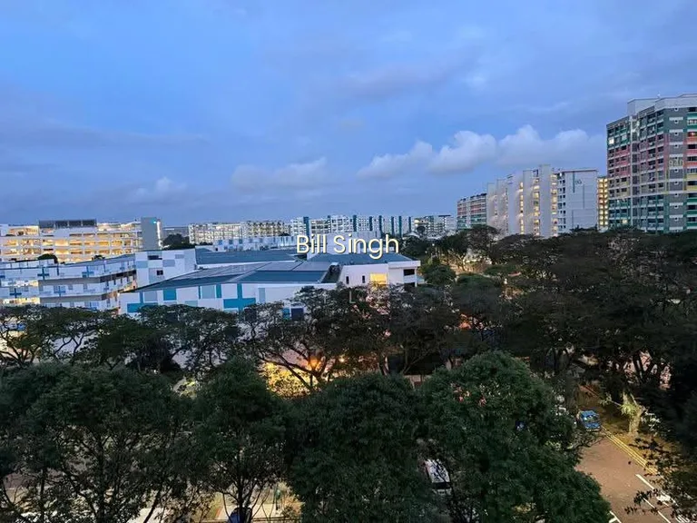 98 Bedok North Avenue 4 image 1 of 10