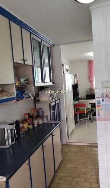 249 Yishun Avenue 9 image 1 of 7