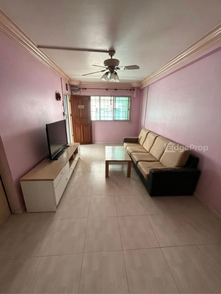 252 BANGKIT ROAD image 1 of 10
