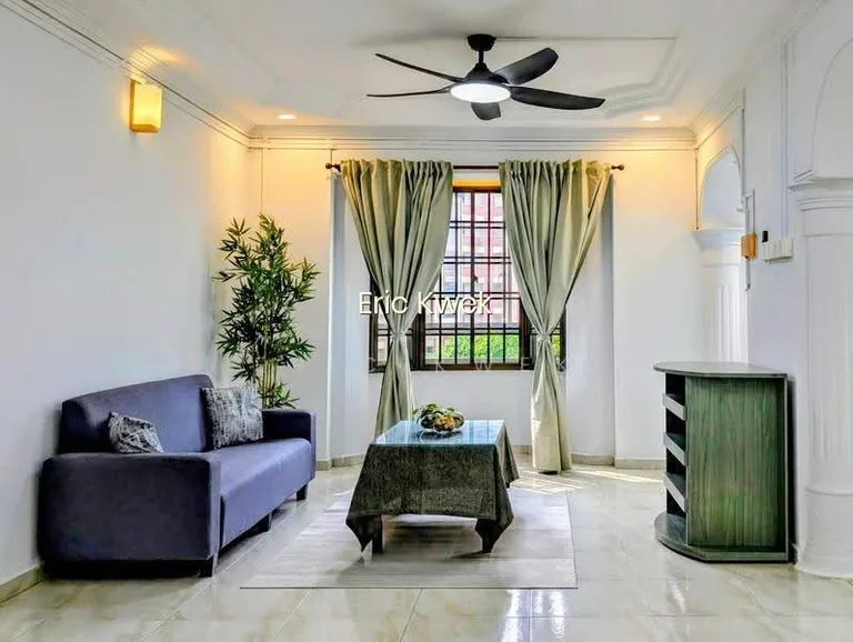 486C Tampines Avenue 9 image 1 of 10