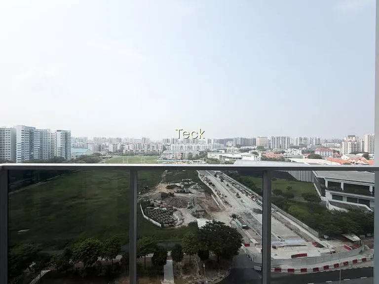 Grand Dunman image 1 of 10