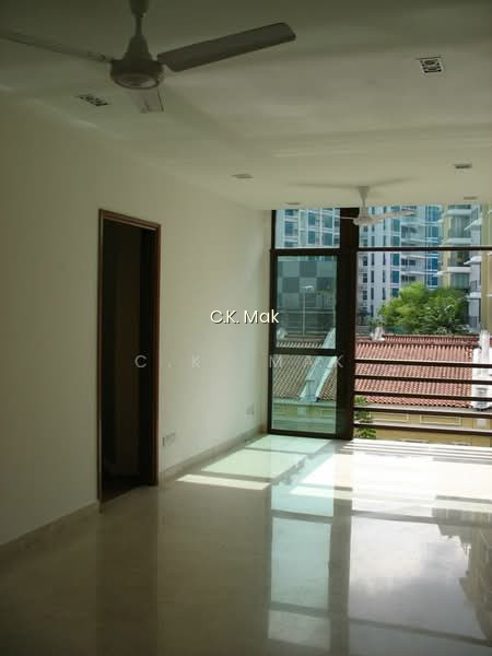 Niven Loft image 1 of 10