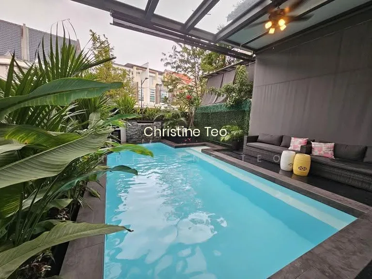 Modern Semi-D With Pool, Mins to Bus Stop, Supermarket and Eateries image 1 of 10