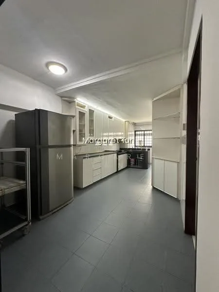 227 Yishun Street 21 image 1 of 10