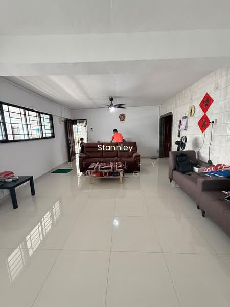 4A Jurong East, High Floor, Door to Door, Chinese image 1 of 8