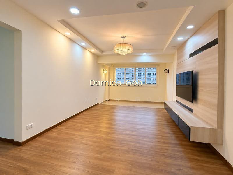 894 Tampines Street 81 image 1 of 10