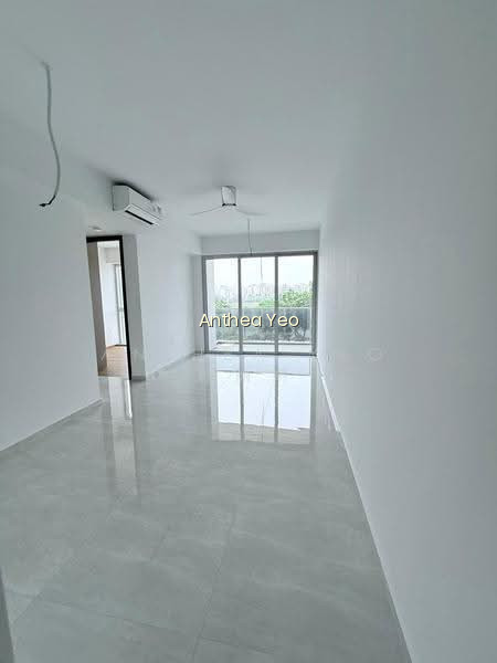 Grand Dunman image 1 of 10