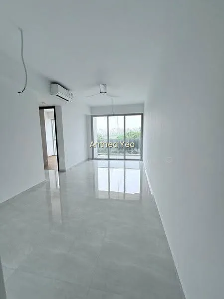Grand Dunman image 1 of 10