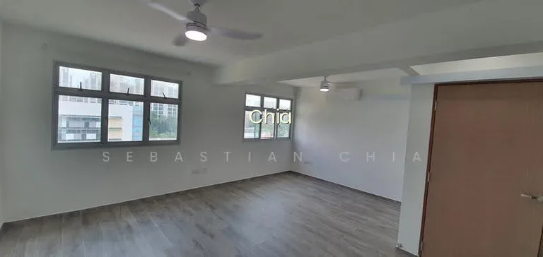 871B Tampines Street 86 image 1 of 7