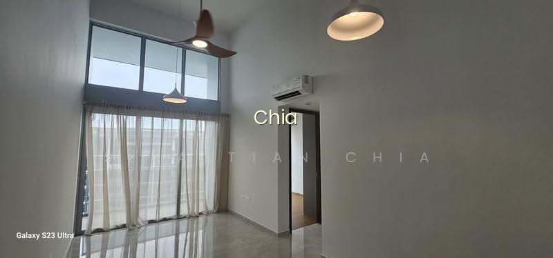 Grand Dunman image 1 of 10