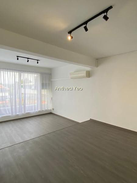 85B Watten Hill Condo 3rd Floor Walk Up image 1 of 8