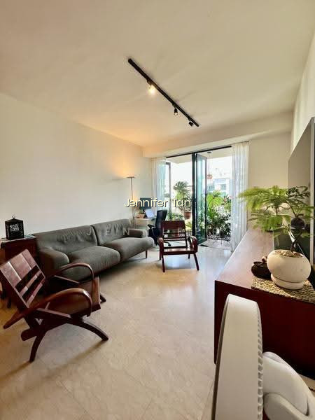 Cheap!! Condo at HDB Price!!! #08, Southeast Facing, Hurry!!! image 1 of 10